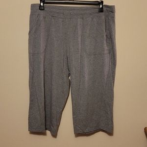 Capri pants 3 for $25